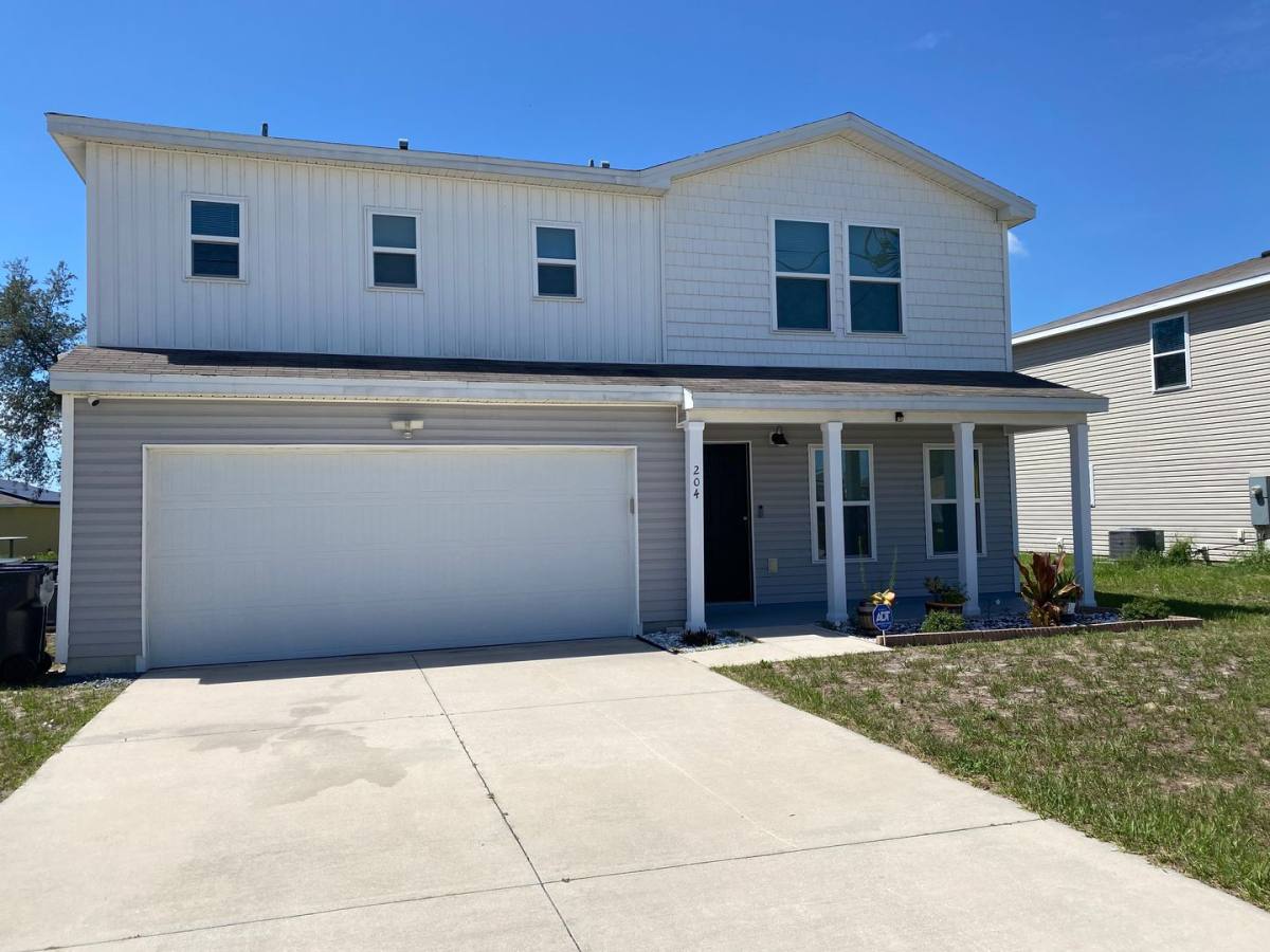 House for rent at 204 Gladiola Court, Kissimmee, FL 34759