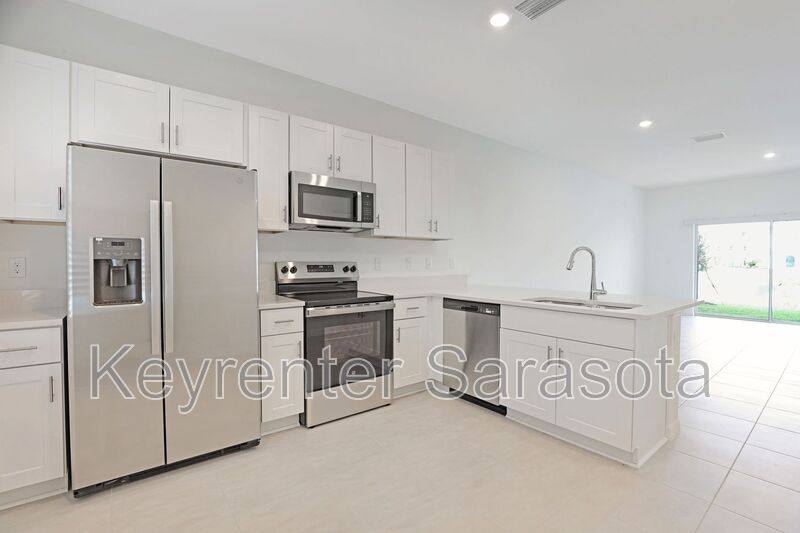 Townhouse for rent at 16515 San Nicola Place, Bradenton, FL 34211