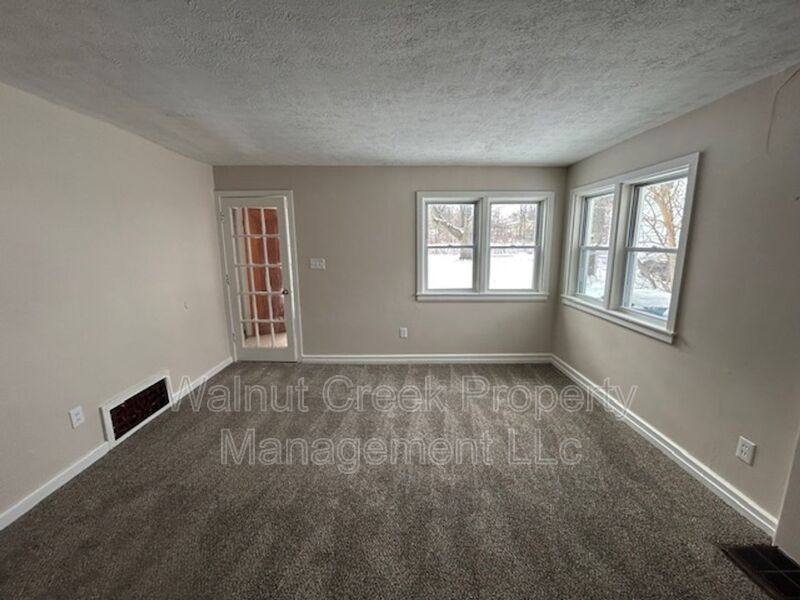 House for rent at 1763 E 36th St, Lorain, OH 44055