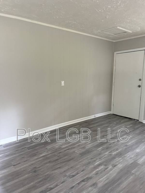 House for rent at 100 Oak Lane, Lagrange, GA 30241