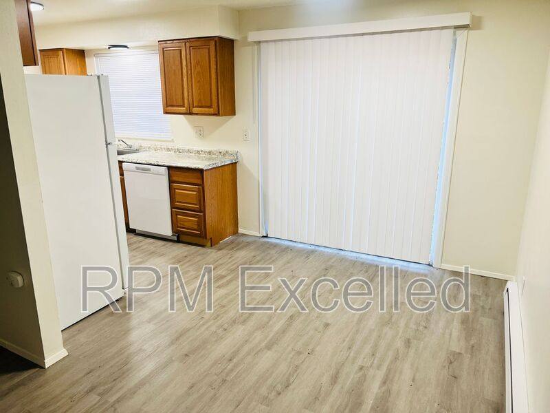 Apartment for rent at 2500 S 286th Place #A, Federal Way, WA 98003