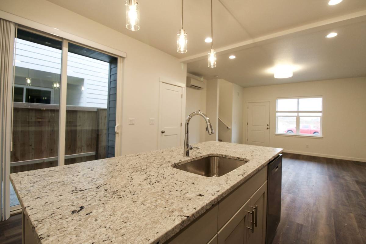 Townhouse for rent at 1684 SE Barberry Ave, Dallas, OR 97338