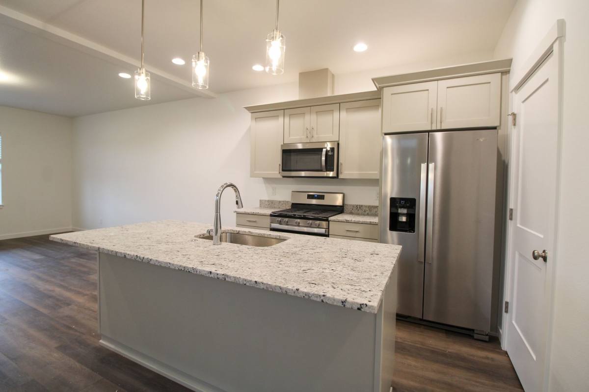 Townhouse for rent at 1684 SE Barberry Ave, Dallas, OR 97338