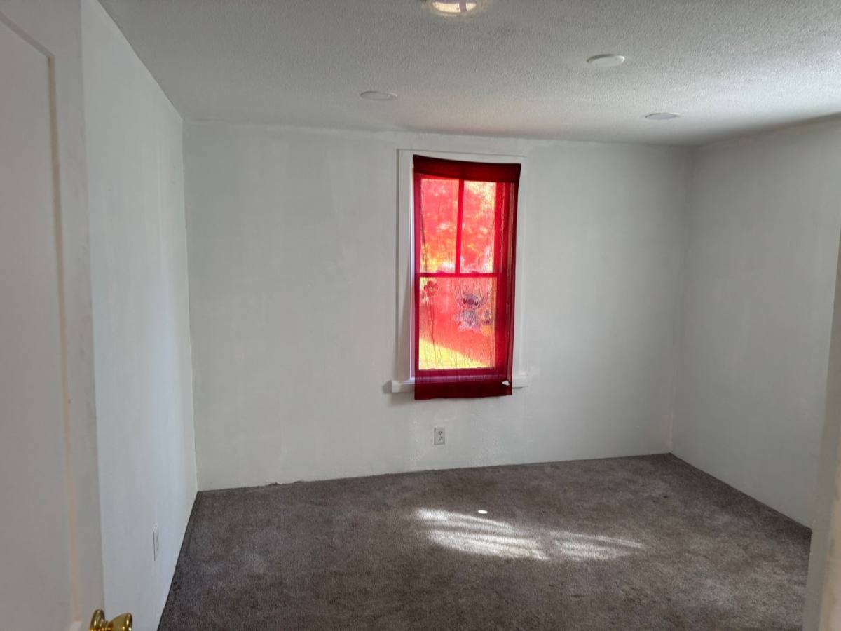 House for rent at 2124 E 20th, Erie, PA 16510