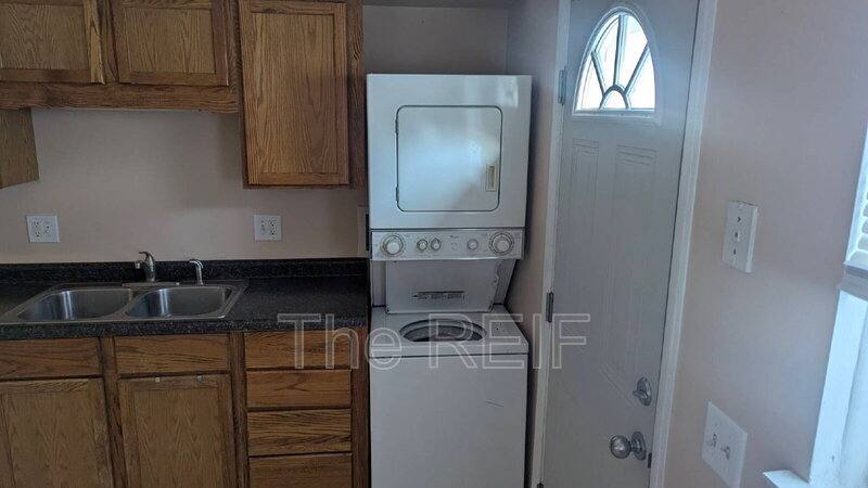 Apartment for rent at 721 Peachtree Place, Mason, MI 48854