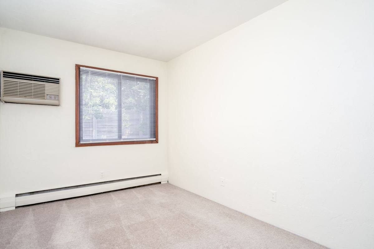 Apartment for rent at 48 27th Ave SE, Minneapolis, MN 55414