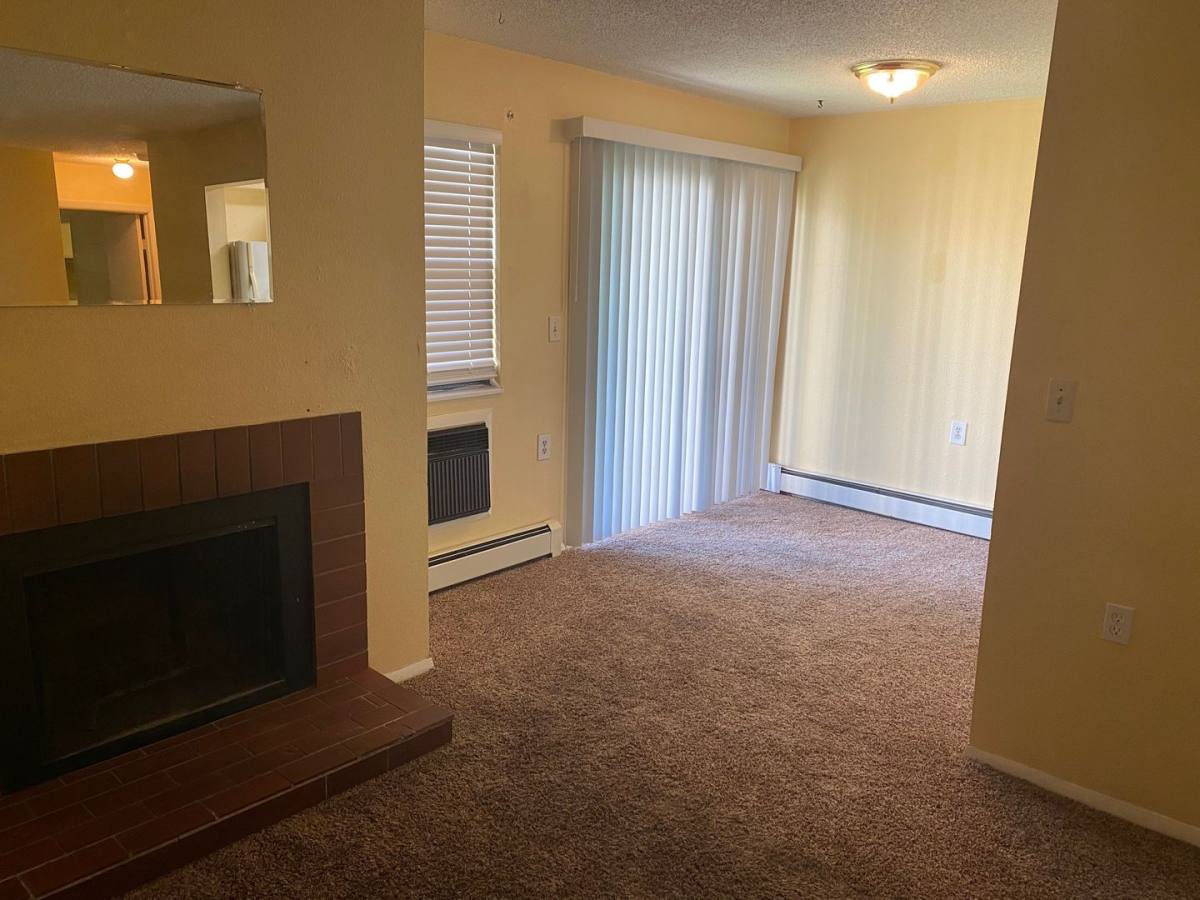 Apartment for rent at 512 E Monroe Dr, Fort Collins, CO 80525