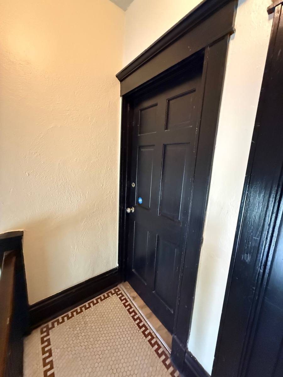 Apartment for rent at 4166 Russell Blvd #3E, Saint Louis, MO 63110