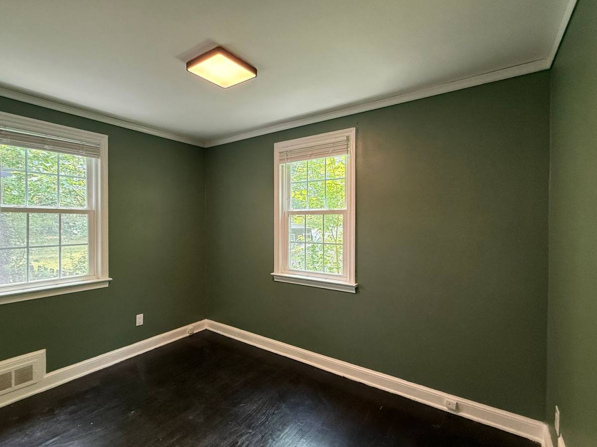 House for rent at 10831 Crest St, Fairfax, VA 22030