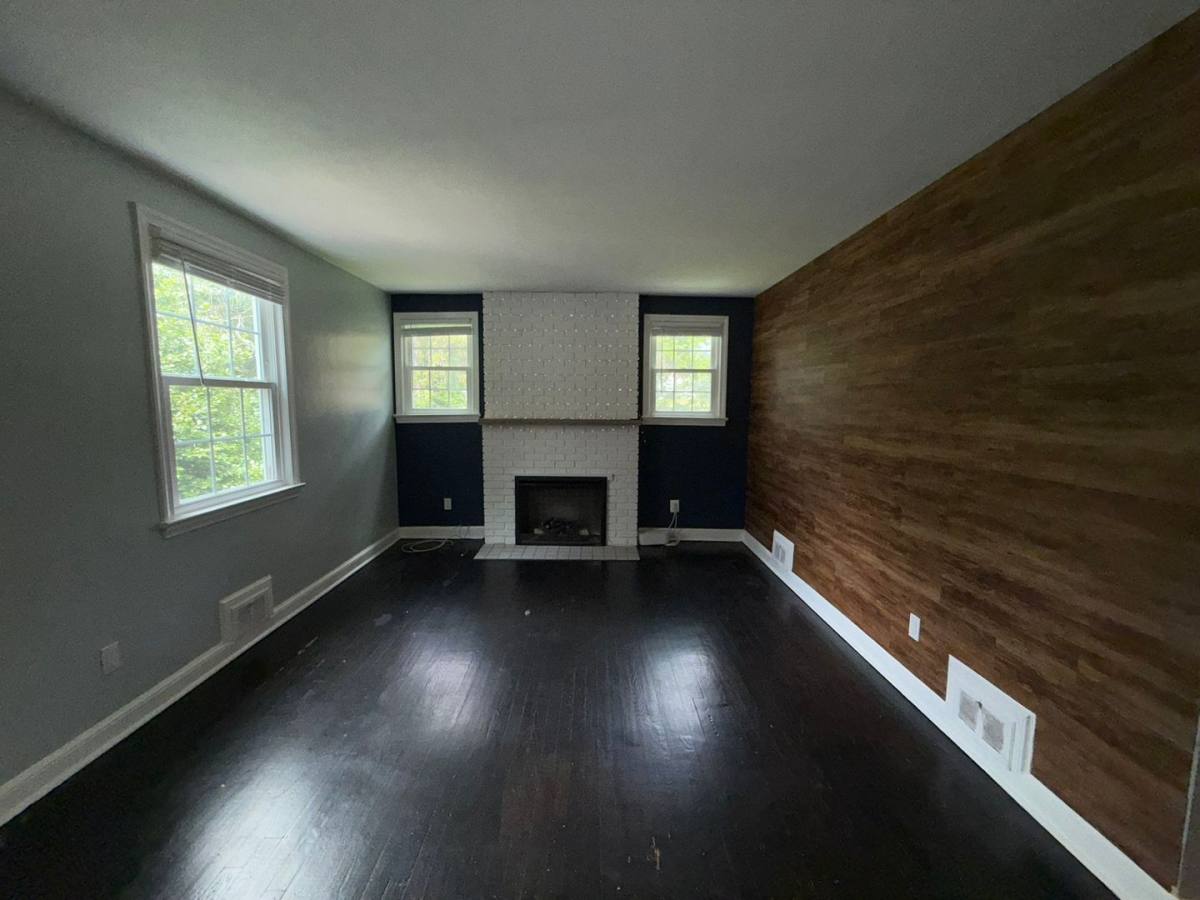 House for rent at 10831 Crest St, Fairfax, VA 22030
