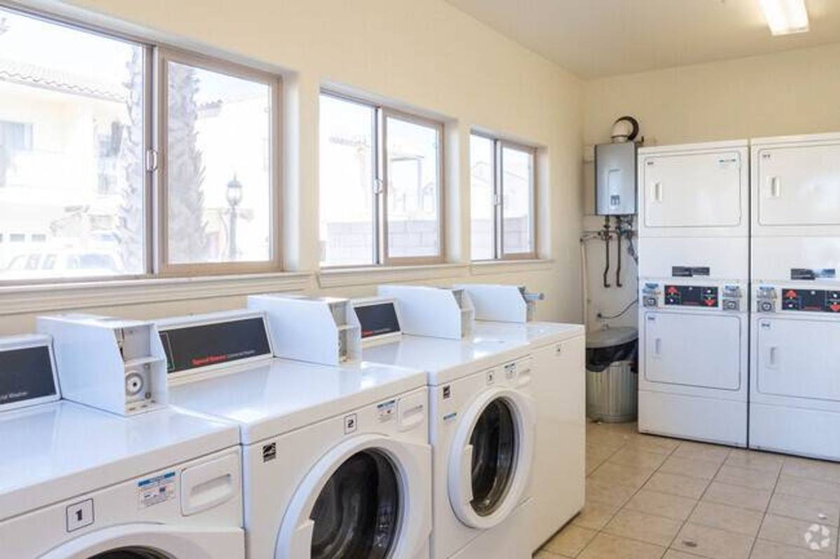 Townhouse for rent at 750 Olivera St, Guadalupe, CA 93434