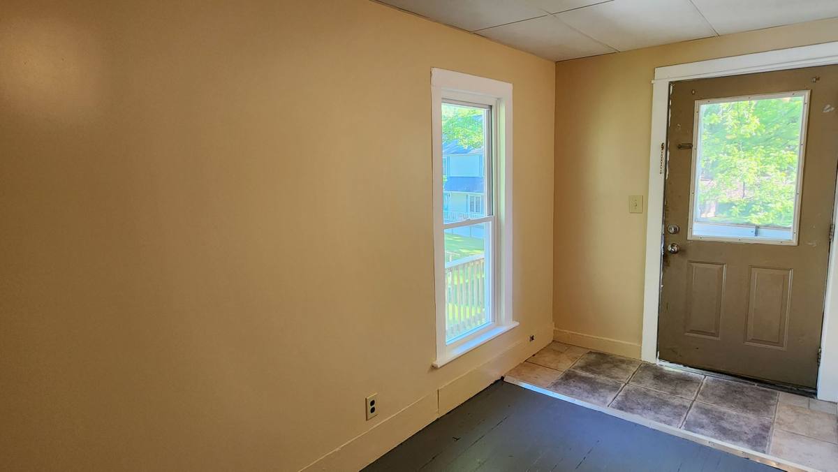Apartment for rent at 313-315 Wildwood Ave, Salamanca, NY 14779