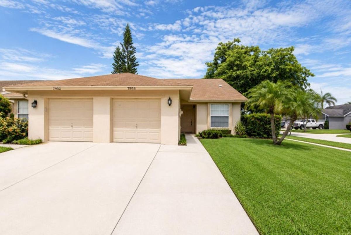House for rent at 7958 Piper Lane, Lake Worth, FL 33463