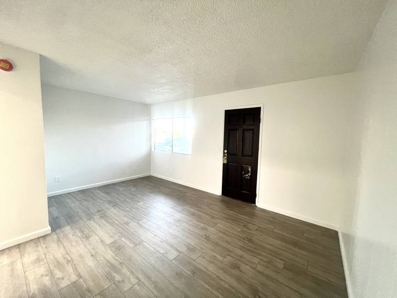 Apartment for rent at 4006 Ingraham St #3, San Diego, CA 92109