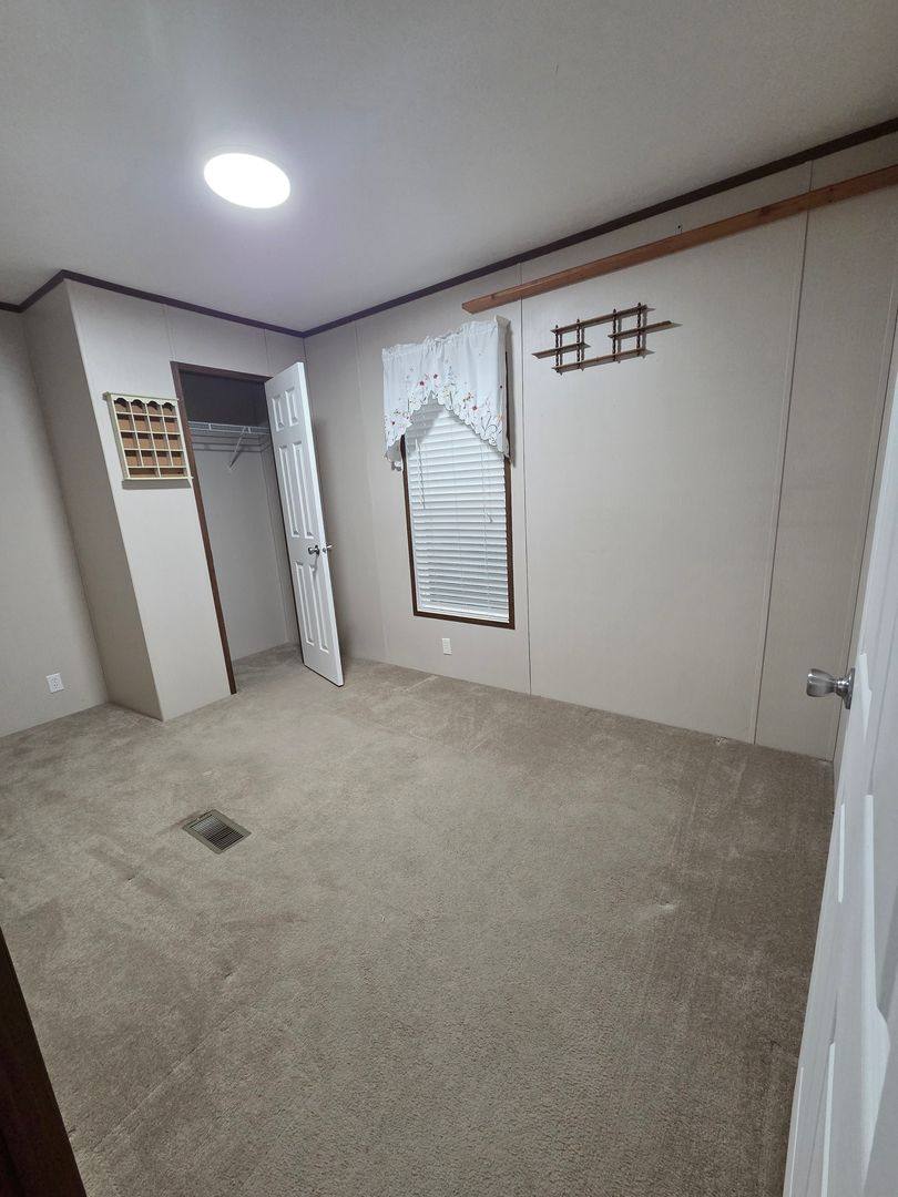 House for rent at 17400 Dustin Lane 1160 W Elm, Lebanon, MO 65536