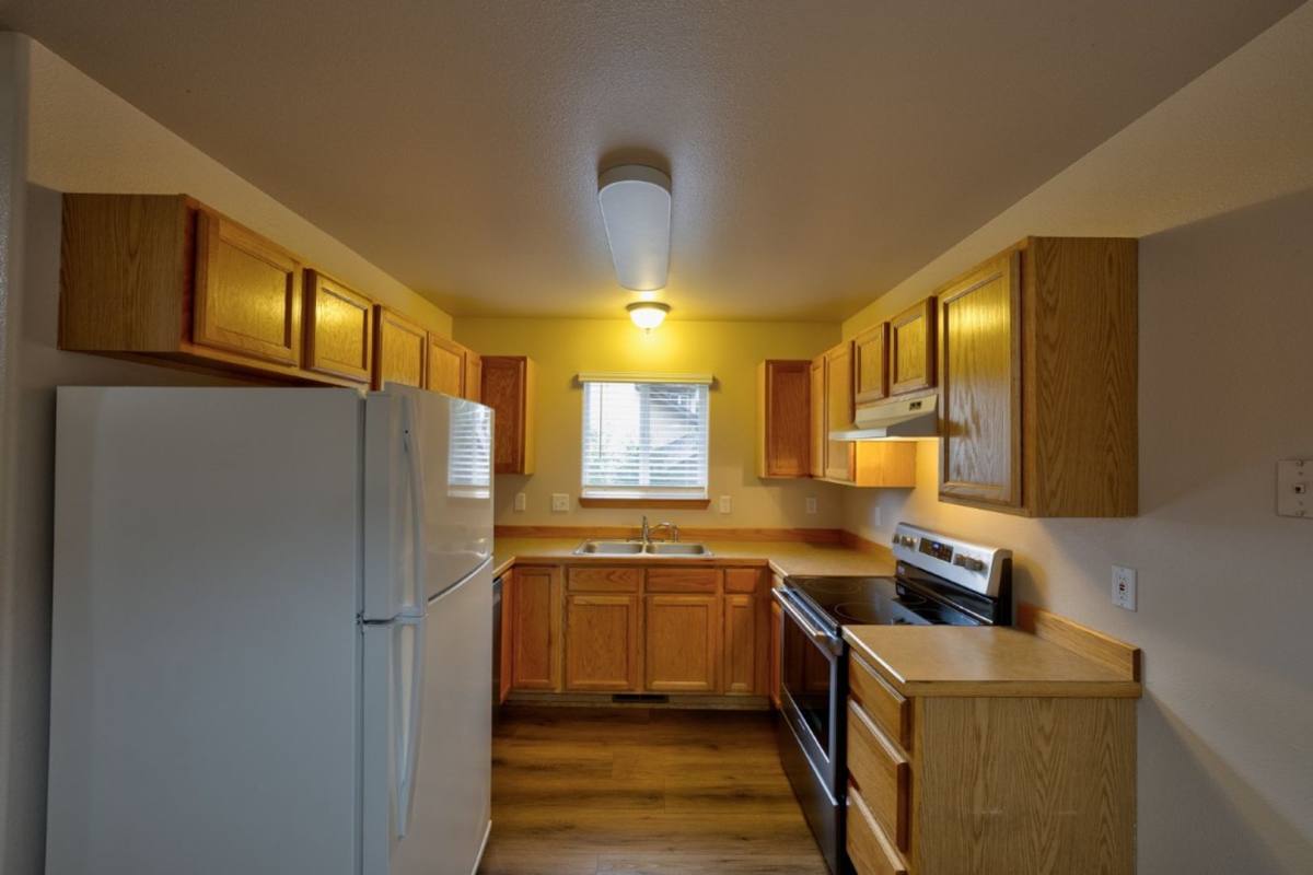 Townhouse for rent at 1133 NE Hidden Valley Dr, Bend, OR 97701