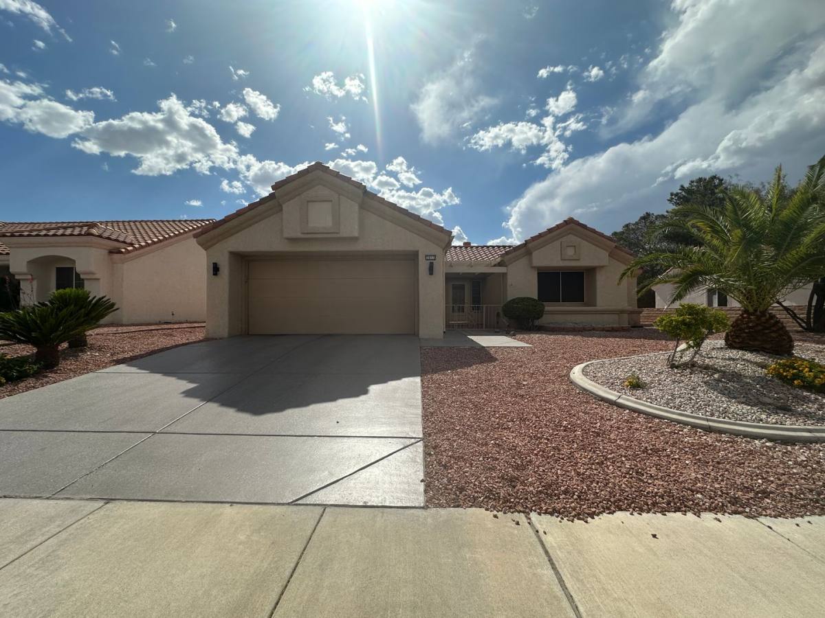 House for rent at 3013 Hawksdale Dr, Las Vegas, NV 89134