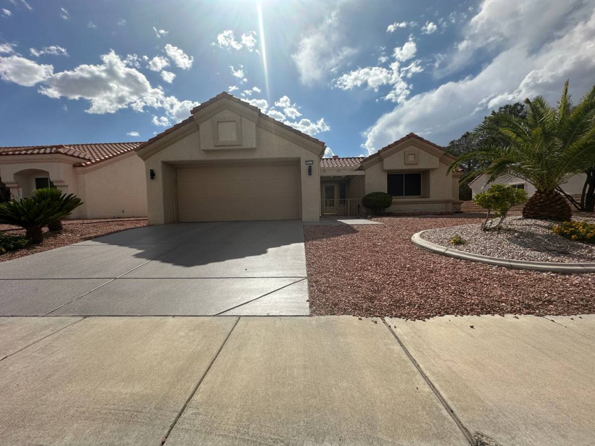 House for rent at 3013 Hawksdale Dr, Las Vegas, NV 89134