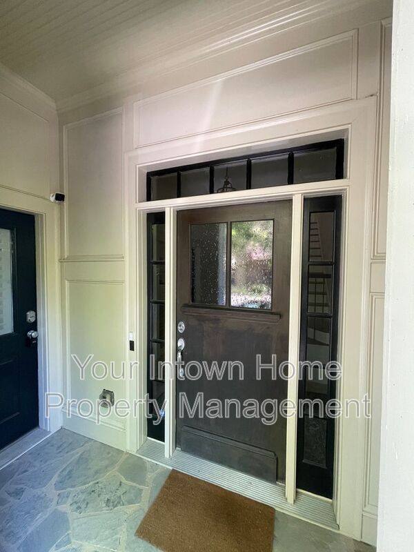 Townhouse for rent at 1867 Gordon Manor NE, Atlanta, GA 30307