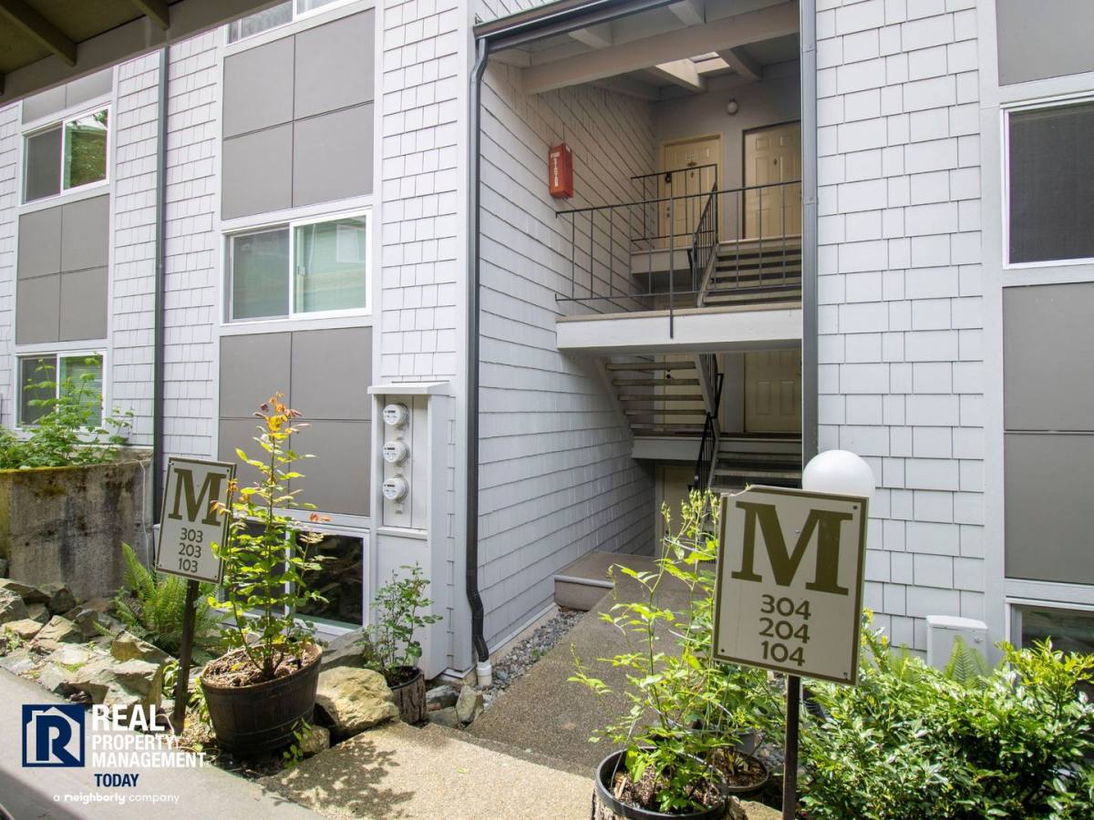 Apartment for rent at 2020 Grant Ave S, Renton, WA 98055