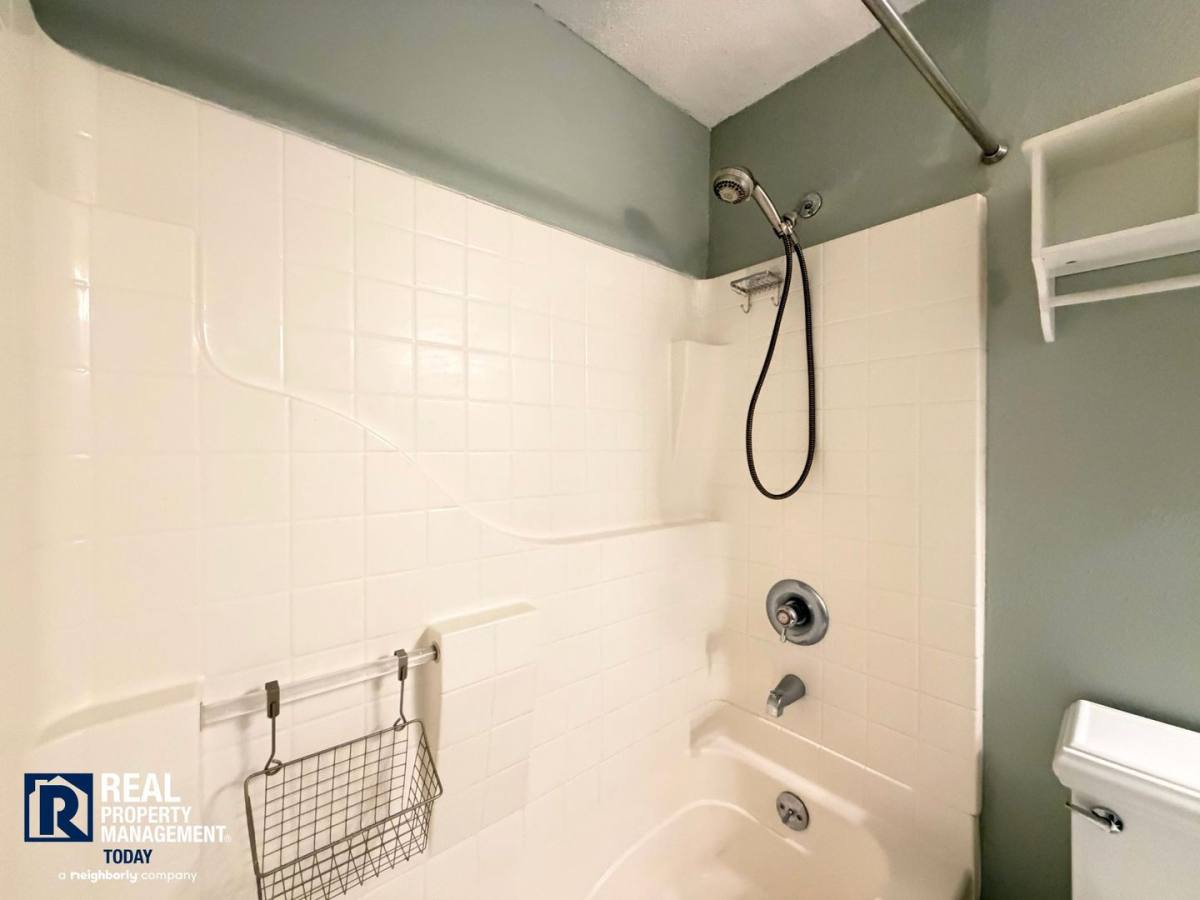 Apartment for rent at 2020 Grant Ave S, Renton, WA 98055