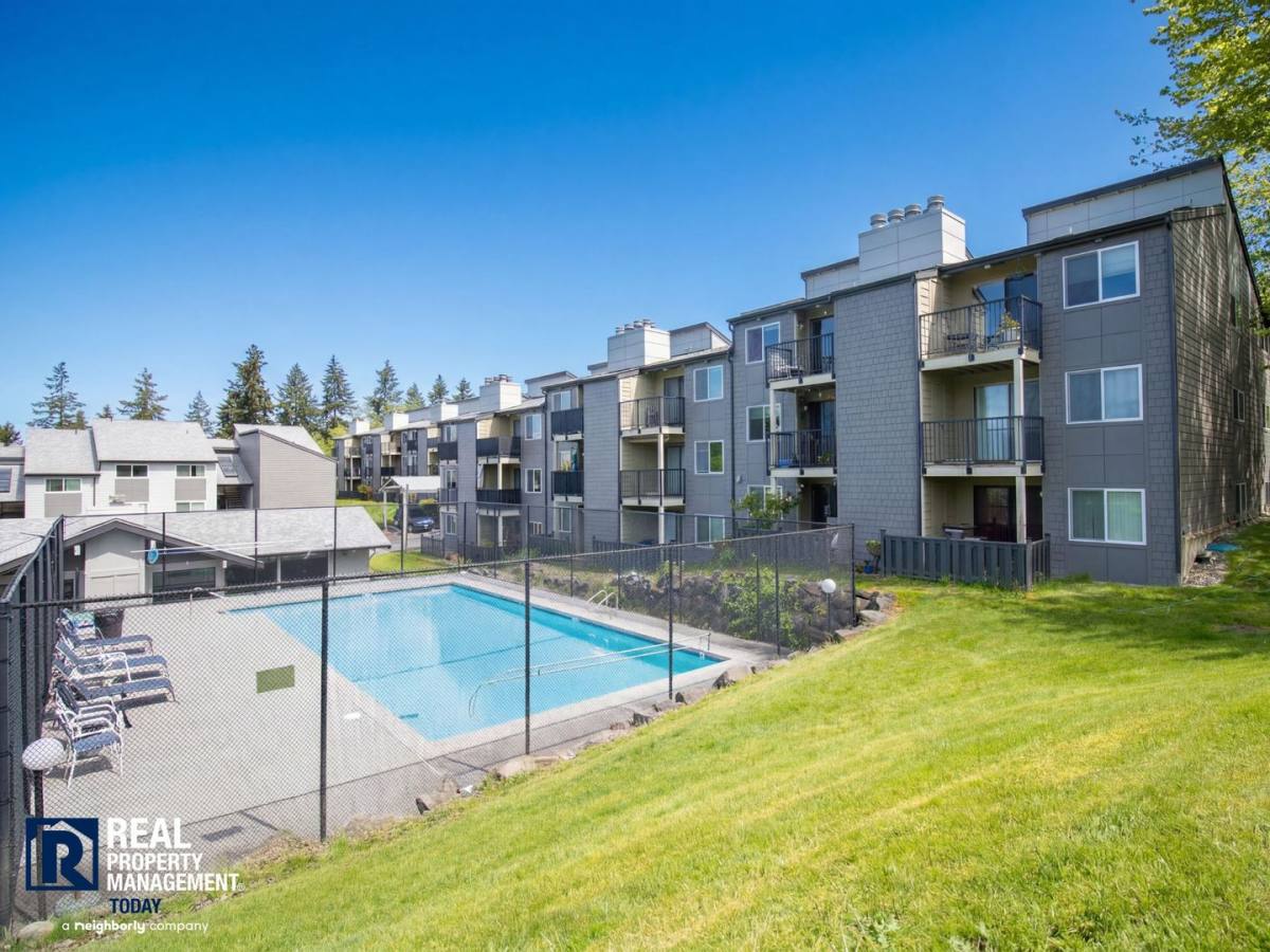 Apartment for rent at 2020 Grant Ave S, Renton, WA 98055