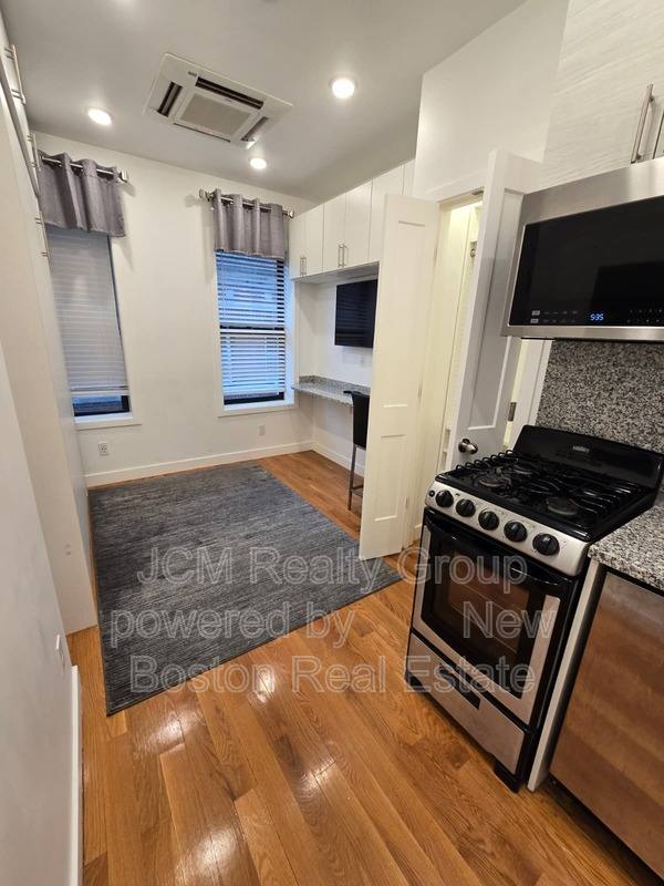Apartment for rent at 16 Fifth St #17, Chelsea, MA 02150