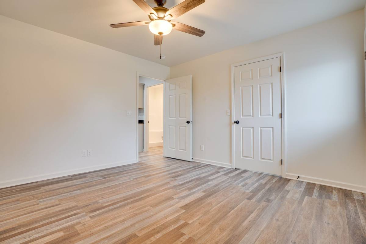 Apartment for rent at 171 Old Symsonia Rd, Benton, KY 42025