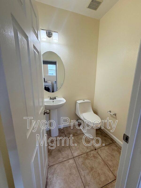 Townhouse for rent at 2709 Apricot Court, Chula Vista, CA 91915