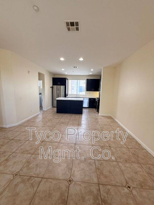 Townhouse for rent at 2709 Apricot Court, Chula Vista, CA 91915