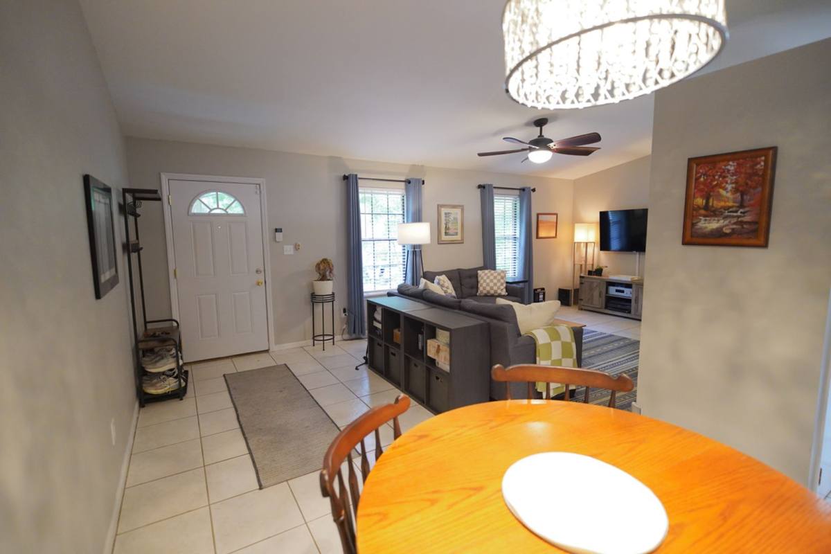 Townhouse for rent at 129 Whetherbine Way W, Tallahassee, FL 32301