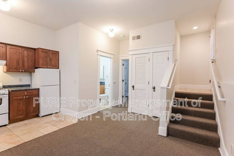 Apartment for rent at 2167 SW Yamhill St #9, Portland, OR 97205