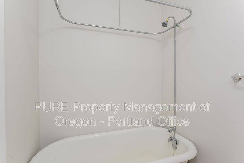 Apartment for rent at 2167 SW Yamhill St #9, Portland, OR 97205