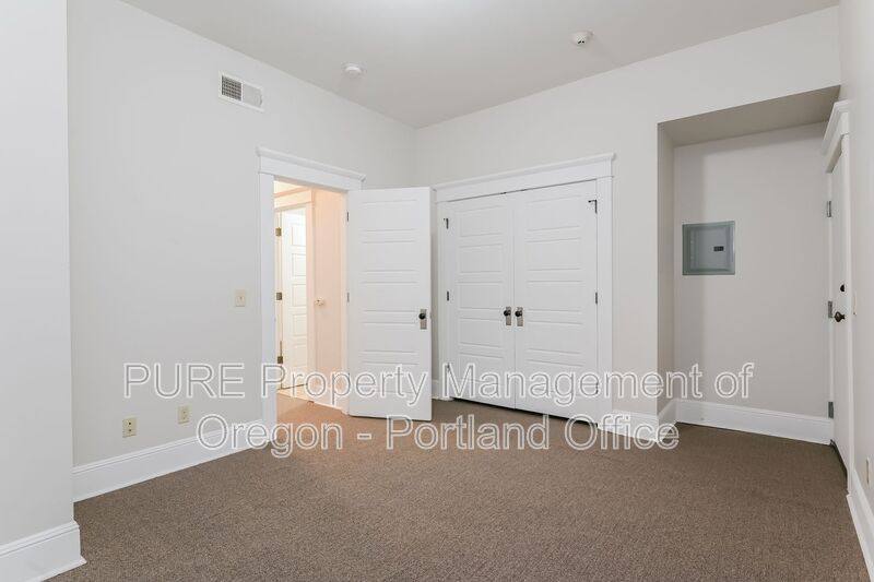 Apartment for rent at 2167 SW Yamhill St #9, Portland, OR 97205