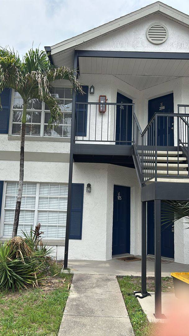 Apartment for rent at 3651 N Goldenrod Rd, Winter Park, FL 32792
