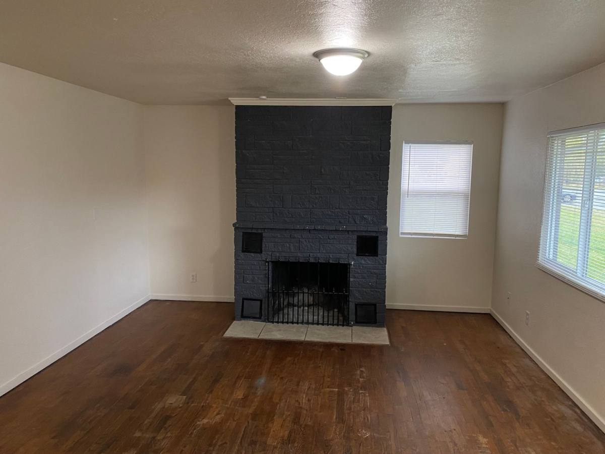 Apartment for rent at 11167 N Government Way, Hayden, ID 83835