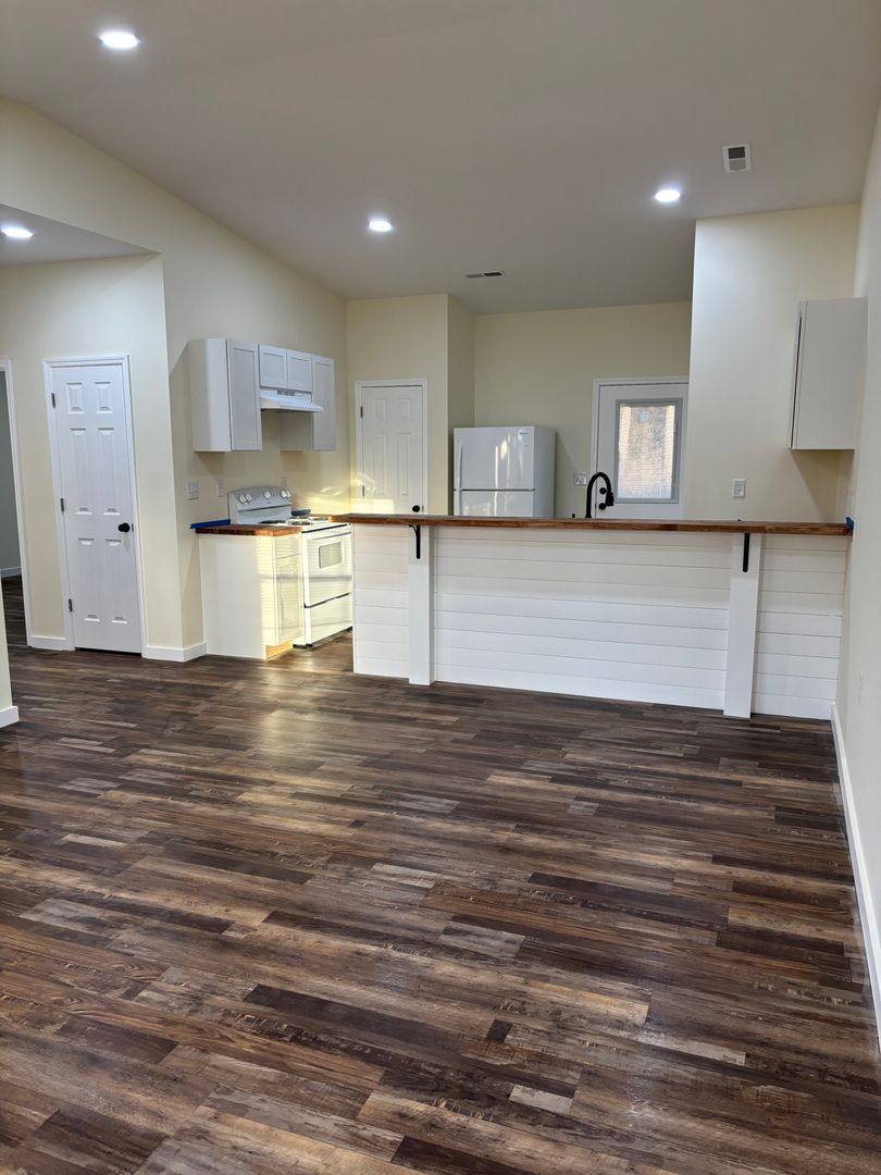 Apartment for rent at 170-216 Mat Morrow Rd, Arab, AL 35016