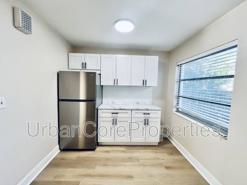 Apartment for rent at 105 7th Ave N #3, Saint Petersburg, FL 33701