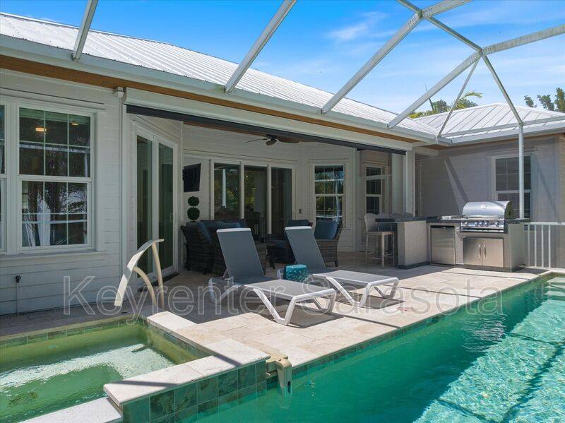 House for rent at 3919 Roberts Point Rd, Sarasota, FL 34232