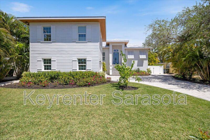 House for rent at 3919 Roberts Point Rd, Sarasota, FL 34232