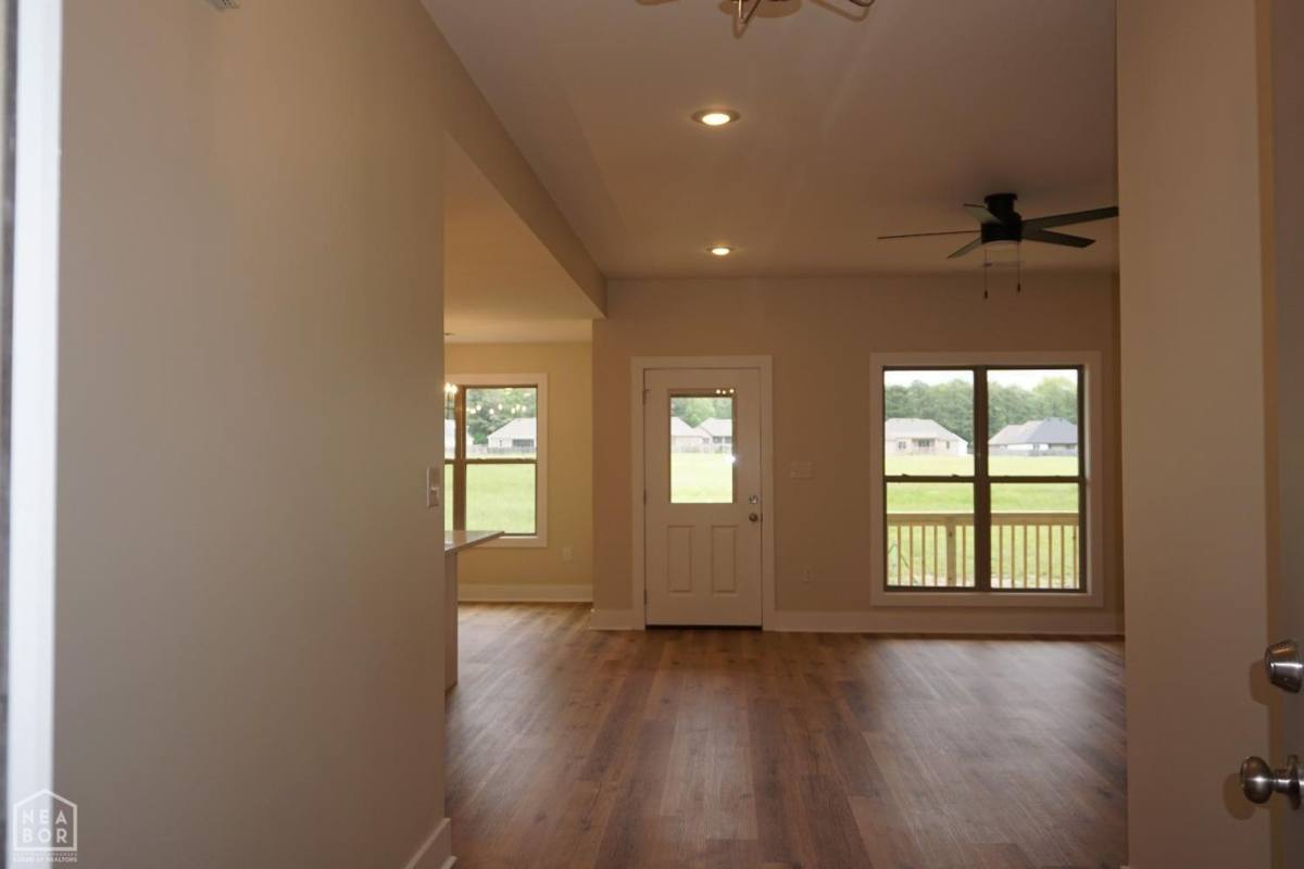 House for rent at 1814 N Oak St, Brookland, AR 72417