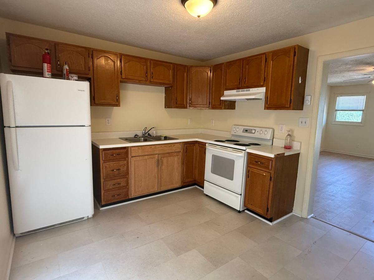 Apartment for rent at 113 Elliott & Scott Circle, Johnson City, TN 37604