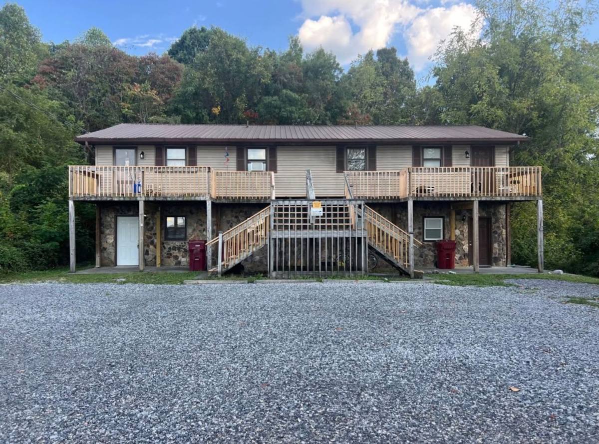 Apartment for rent at 113 Elliott & Scott Circle, Johnson City, TN 37604