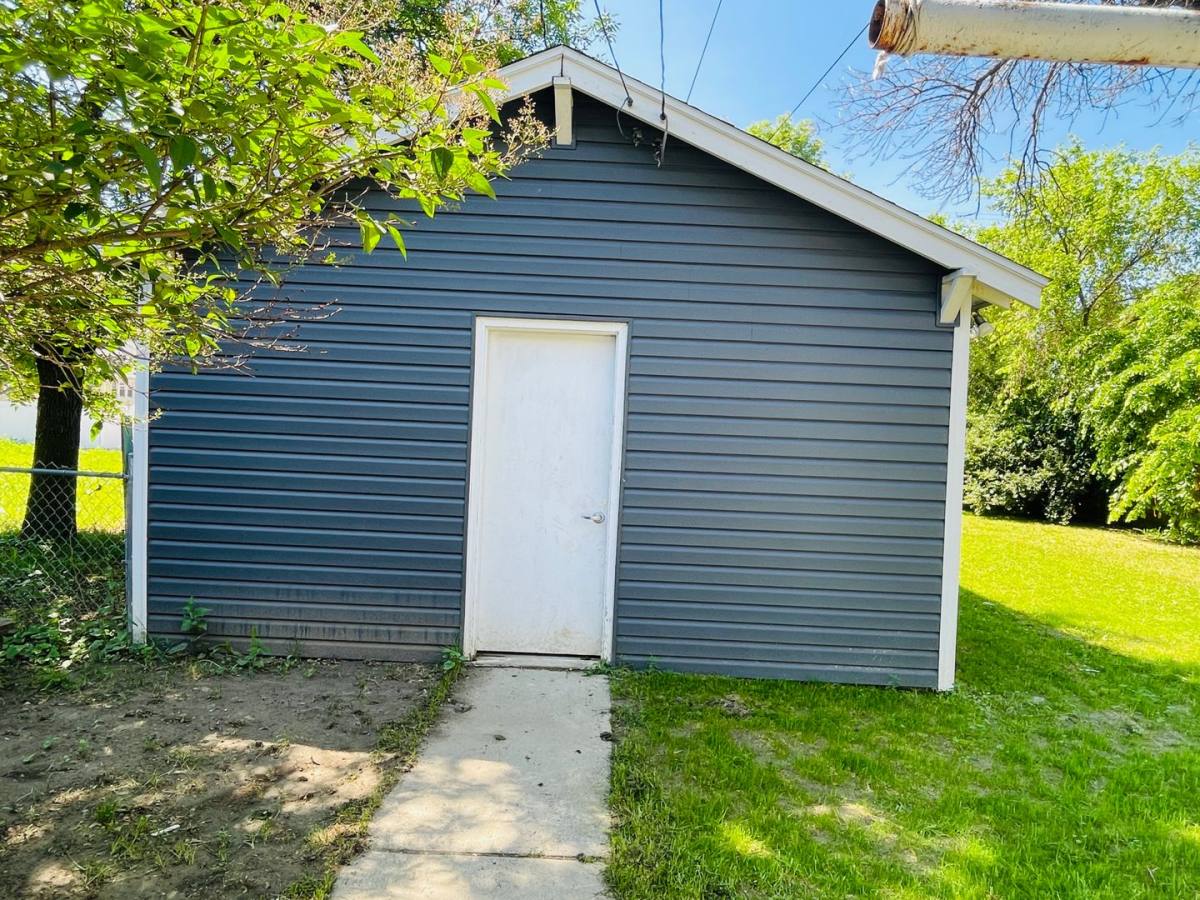 House for rent at 440 Lewis Ave, Billings, MT 59101