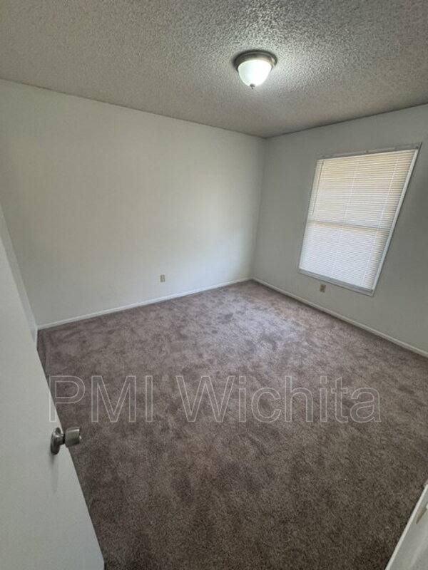 Apartment for rent at 6832 W Par Lane #3, Wichita, KS 67212