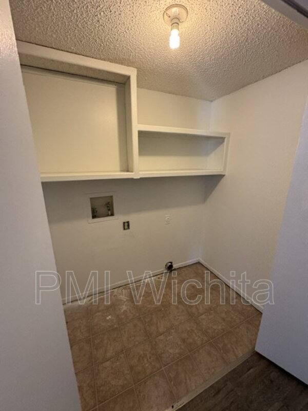 Apartment for rent at 6832 W Par Lane #3, Wichita, KS 67212