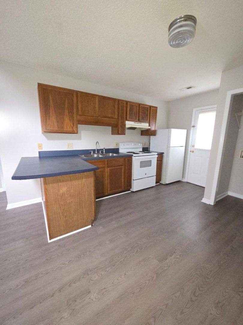 Apartment for rent at 309 Spruce St, Goldsboro, NC 27530