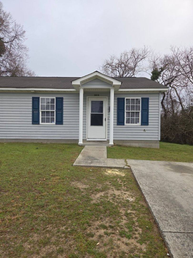 Apartment for rent at 309 Spruce St, Goldsboro, NC 27530
