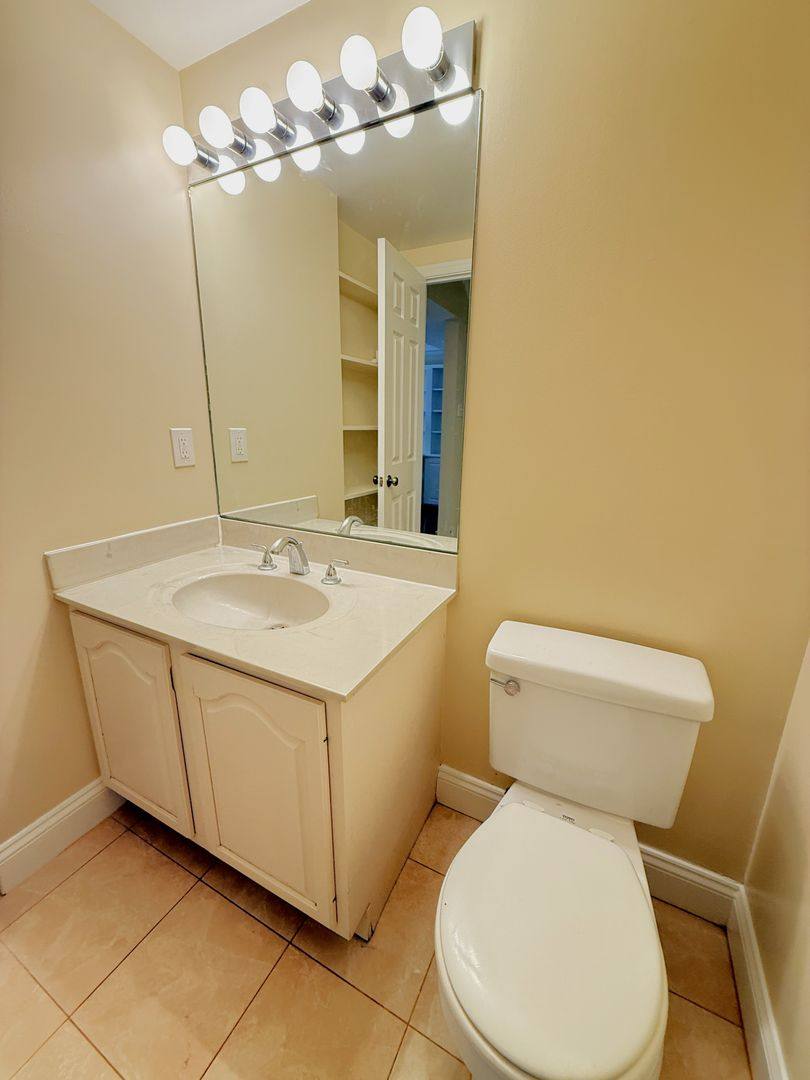 Condo for rent at 2138 California St NW, Washington, DC 20008