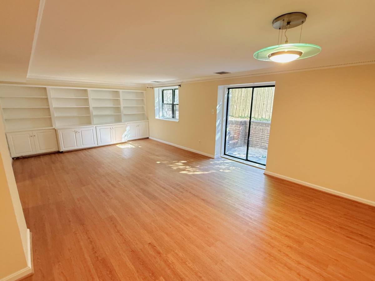 Condo for rent at 2138 California St NW, Washington, DC 20008